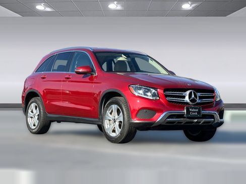 Used 2018 Mercedes-Benz GLC 300 4MATIC image 6