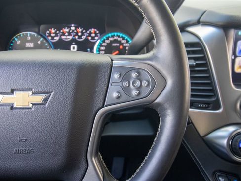 Used 2017 Chevrolet Suburban Premier image 40