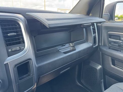 Used 2024 RAM 1500 Warlock RWD image 19