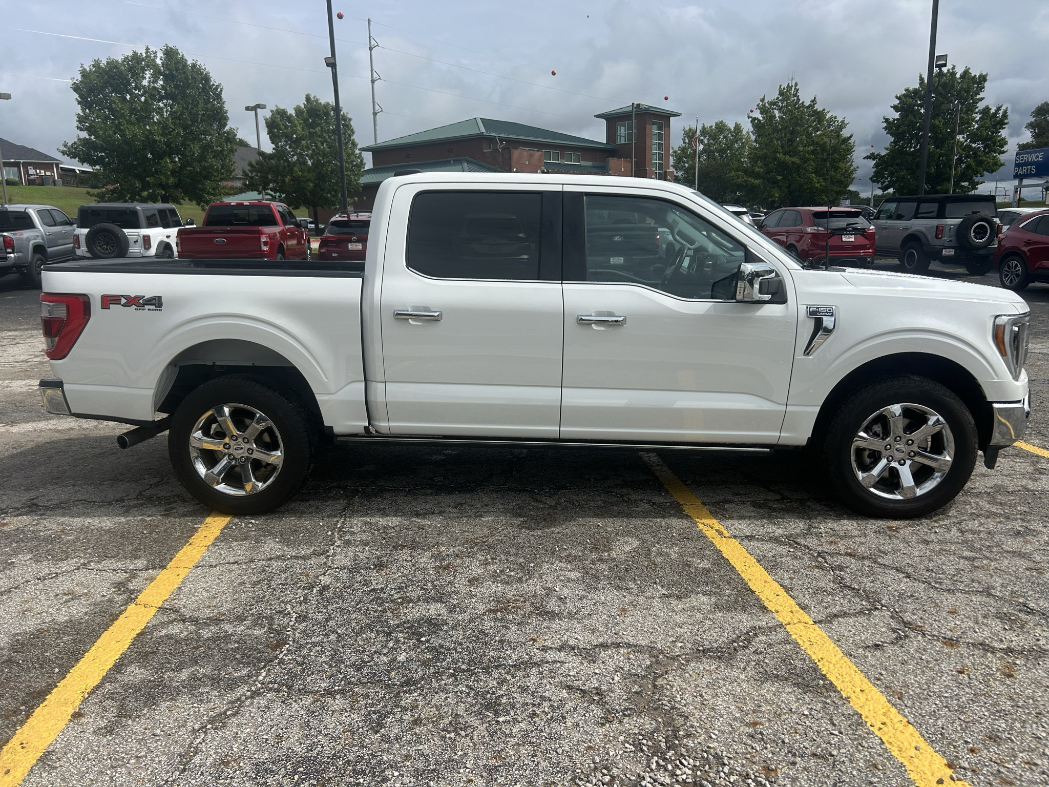 Used 2023 Ford F150 Lariat w/ Equipment Group 502A High AWD/4WD image 4