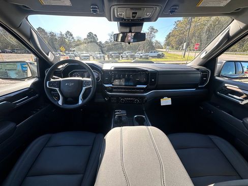 New 2026 Chevrolet Silverado 1500 LT Trail Boss w/ LT Trail Boss Premium Package AWD/4WD image 7
