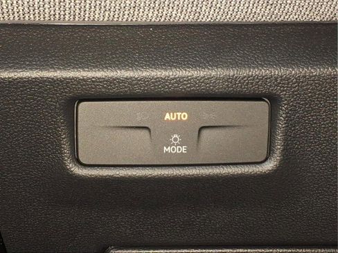 New 2026 Volkswagen Tiguan S image 21