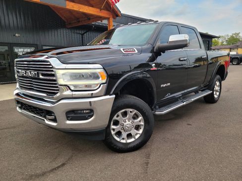 Used 2019 RAM 2500 Laramie image 1