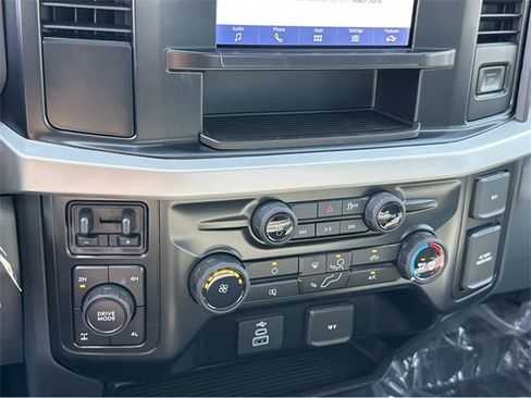 New 2025 Ford F250 XLT image 20