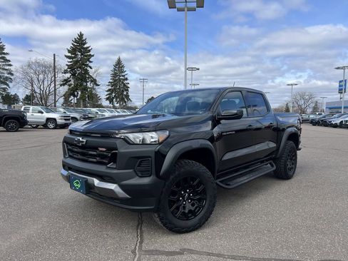 Used 2024 Chevrolet Colorado Trail Boss w/ Advanced Trailering Package image 1