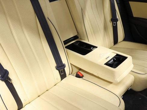 Used 2015 Bentley Flying Spur V8 AWD/4WD image 80