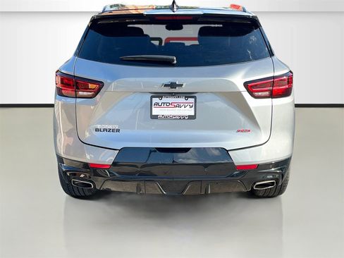 Used 2024 Chevrolet Blazer RS w/ Enhanced Convenience Package image 6