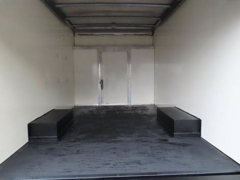 Used 2017 Ford Transit 250 138 RWD image 15