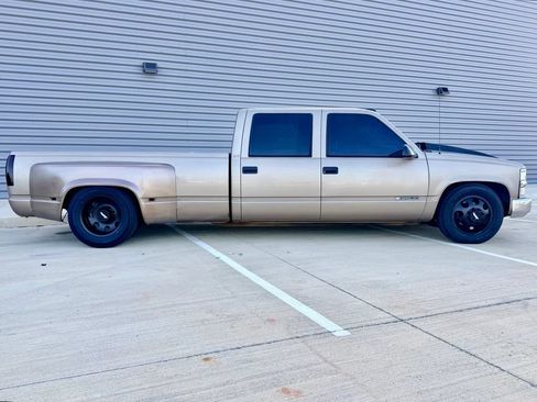 Used 1996 Chevrolet Silverado 3500 2WD Crew Cab image 3