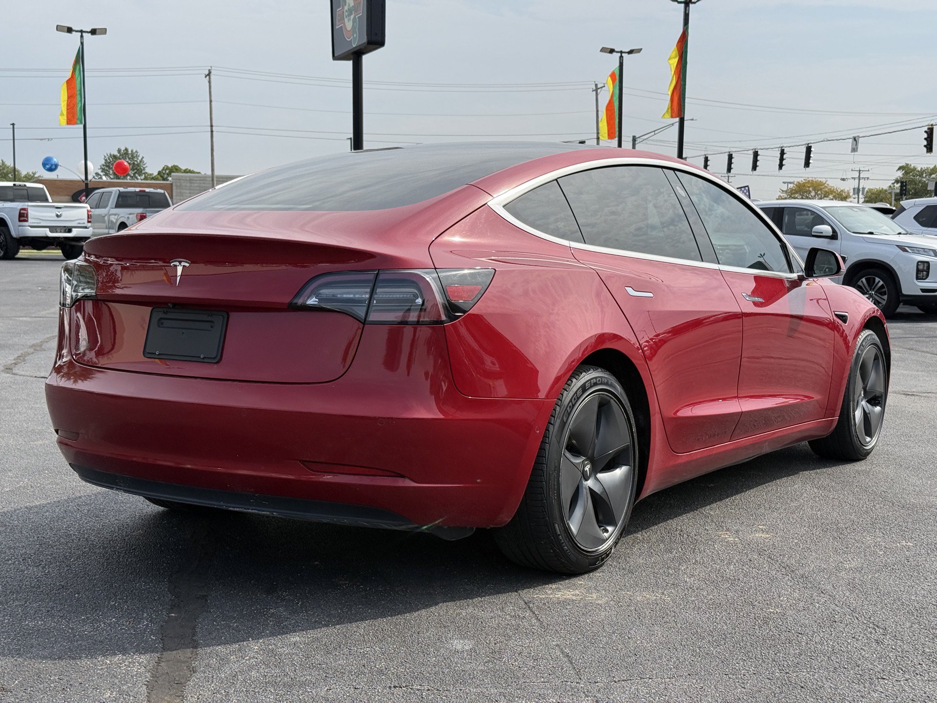 Used 2019 Tesla Model 3 Standard Range Plus RWD image 8