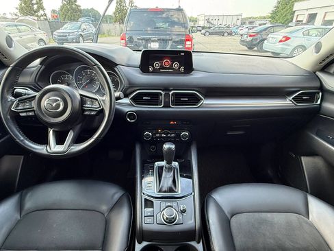 Used 2018 MAZDA CX-5 Touring w/ Preferred Equipment Package FWD image 3