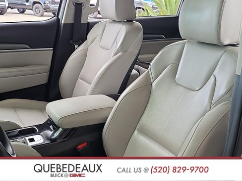 Used 2022 Kia Telluride S FWD image 11