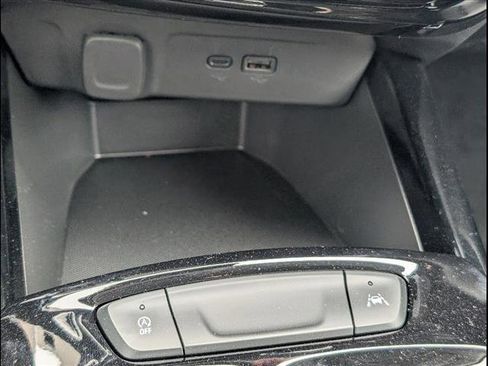 New 2026 Chevrolet Trax LT image 16