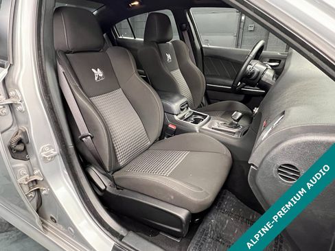 Used 2022 Dodge Charger Scat Pack image 4