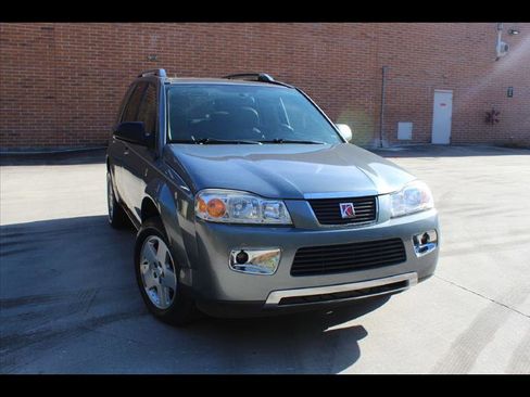 Used 2006 Saturn Vue 2WD V6 w/ Sun & Sound Pkg image 1