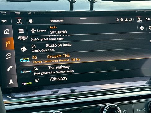 New 2025 Bentley Bentayga image 21