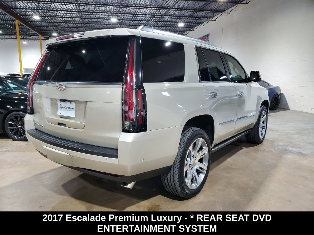 Used 2017 Cadillac Escalade Premium Luxury AWD/4WD image 9