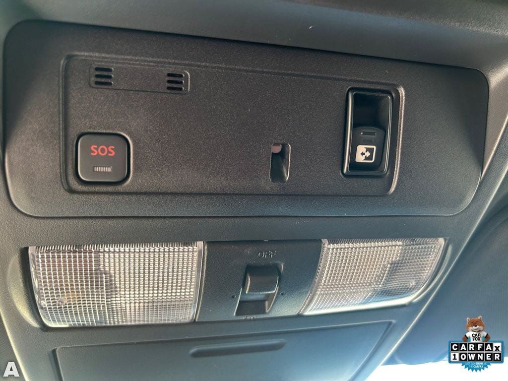 Used 2019 Nissan Titan SL w/ Midnight Edition AWD/4WD image 29