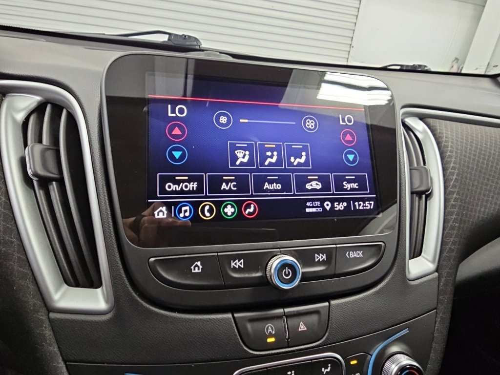 Used 2024 Chevrolet Malibu LT FWD image 17
