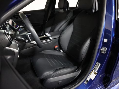 Used 2026 Mercedes-Benz C 300 4MATIC Sedan image 38