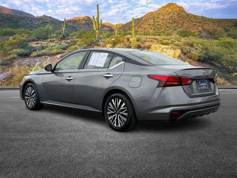 Used 2023 Nissan Altima 2.5 SV image 7