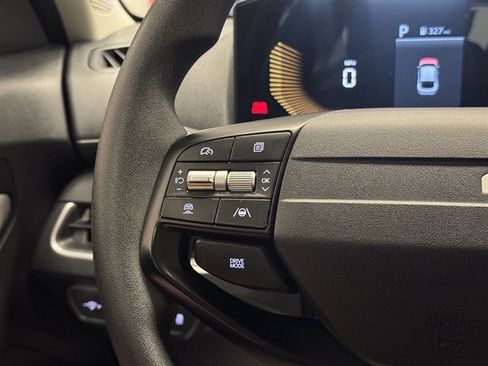 Used 2025 Kia K4 FWD image 21