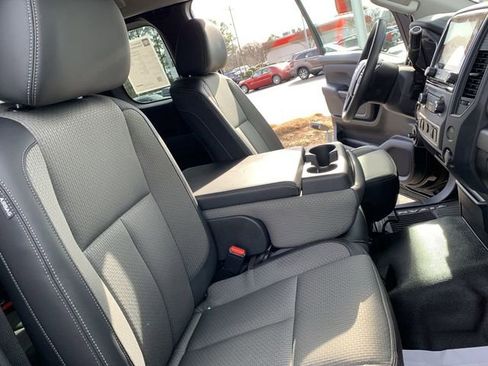 Used 2021 Nissan Titan S w/ Accessory Utility Package image 14