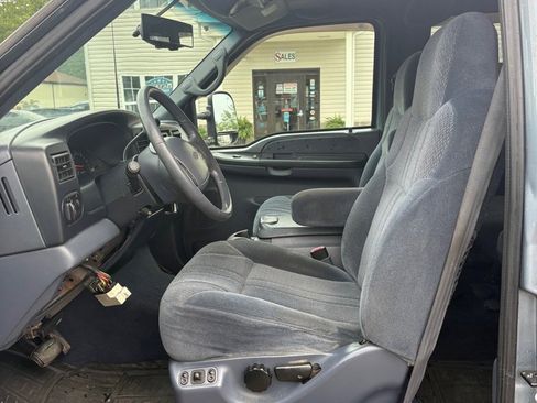 Used 2000 Ford Excursion XLT AWD/4WD image 9