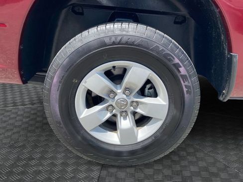 Used 2024 RAM 1500 Classic SLT AWD/4WD image 33