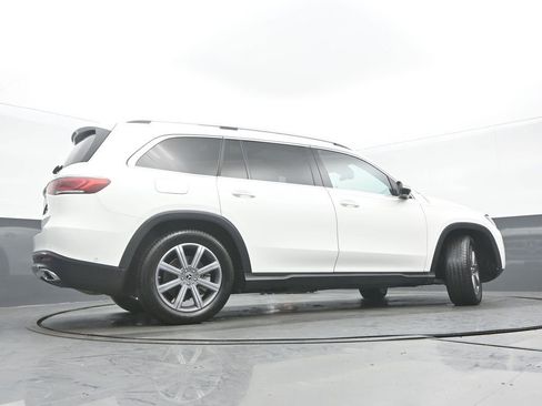 Used 2023 Mercedes-Benz GLS 450 4MATIC image 32