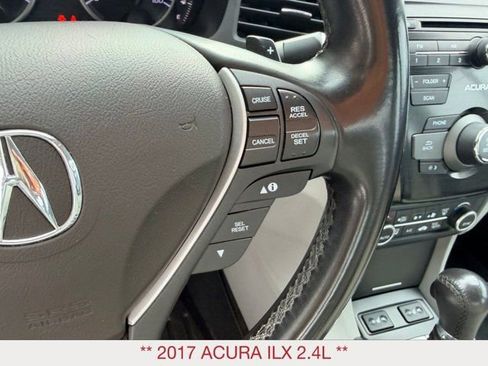 Used 2017 Acura ILX image 19