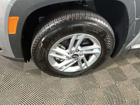 Used 2026 Hyundai Tucson SE AWD/4WD image 11