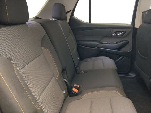 Used 2021 Chevrolet Traverse LS FWD image 19