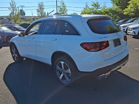 Certified 2022 Mercedes-Benz GLC 300 4MATIC image 4