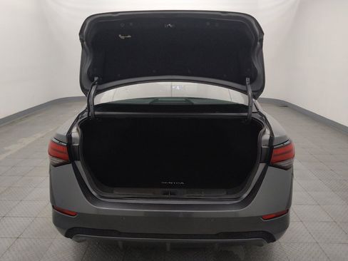 Used 2025 Nissan Sentra SV FWD image 29
