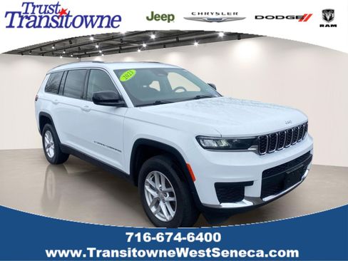 Used 2023 Jeep Grand Cherokee L Laredo image 1
