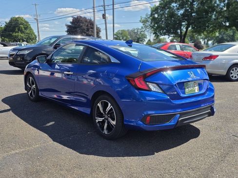 Used 2016 Honda Civic Touring image 6