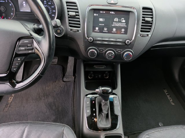 Used 2017 Kia Forte EX FWD image 21