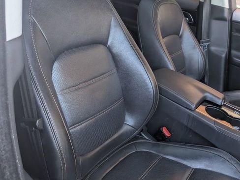 Used 2017 Jaguar F-PACE Prestige image 39