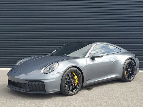 Used 2025 Porsche 911 Carrera 4 GTS image 1