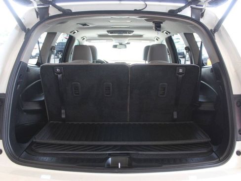 Used 2017 Honda Pilot Touring image 13