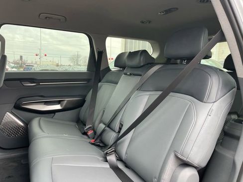 Certified 2024 Kia EV9 Light image 37