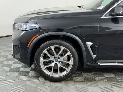 Used 2025 BMW X5 xDrive50e AWD/4WD image 12
