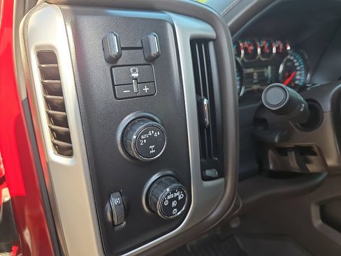 Used 2018 GMC Sierra 1500 SLT w/ SLT Premium Package AWD/4WD image 11