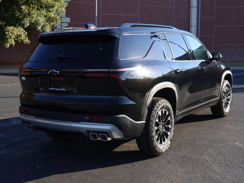 New 2026 Chevrolet Traverse Z71 w/ Driver Confidence Package image 33