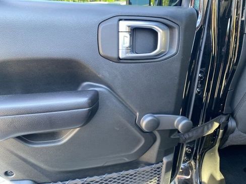 Used 2021 Jeep Gladiator Sport w/ Auxiliary Switch Group image 22