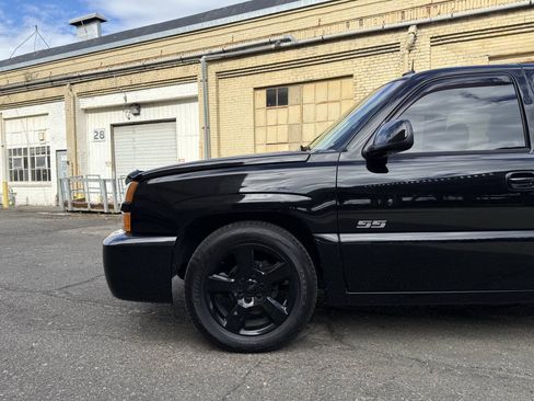 Used 2003 Chevrolet Silverado 1500 SS AWD/4WD image 73