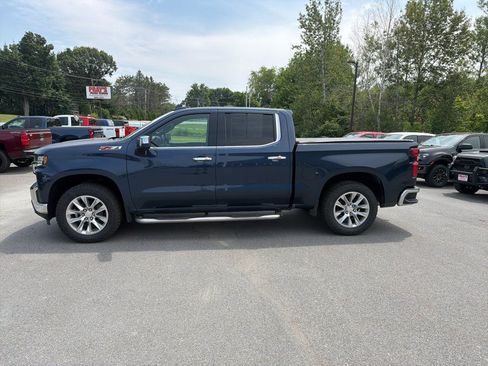 Used 2021 Chevrolet Silverado 1500 LTZ w/ Z71 Off-Road Package AWD/4WD image 2