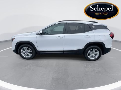 Certified 2023 GMC Terrain SLE w/ Driver Convenience Package image 5