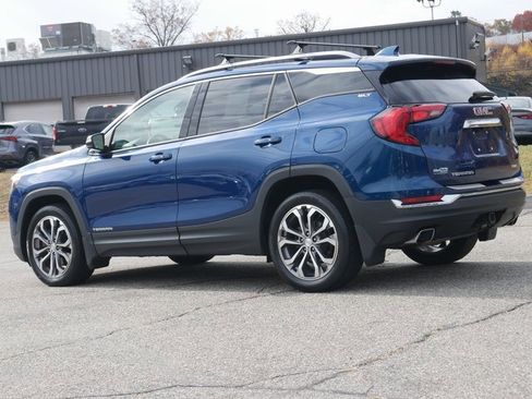 Used 2020 GMC Terrain SLT w/ Preferred Package image 4